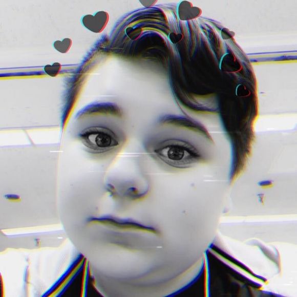 Meet your Posher, Matthew - Picture 1 of 1